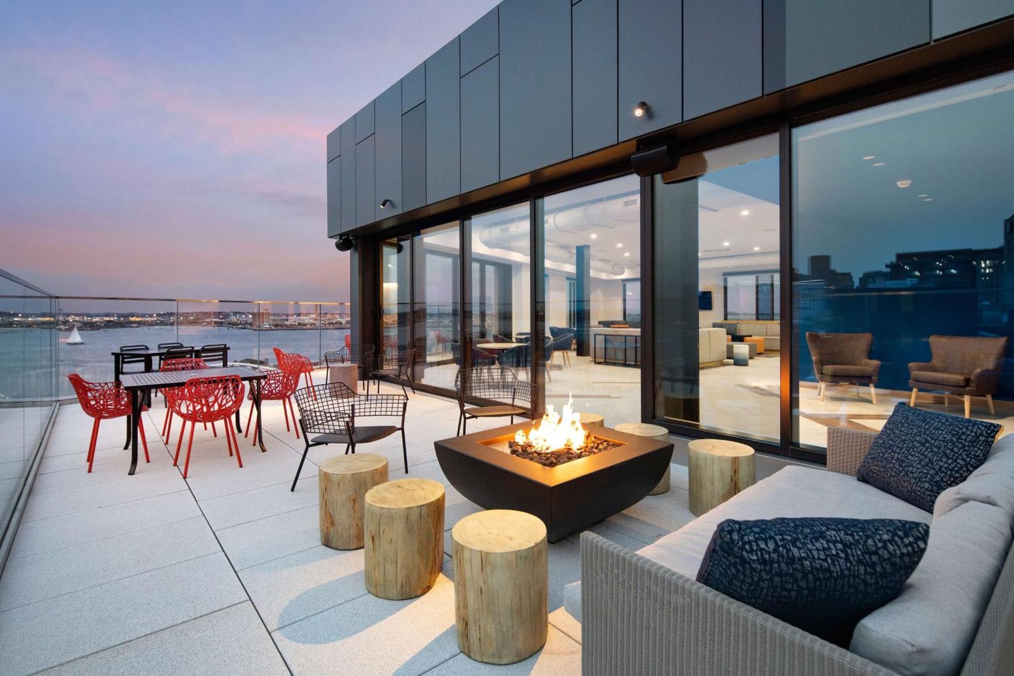 Hyatt Place Boston/Seaport District Екстер'єр фото