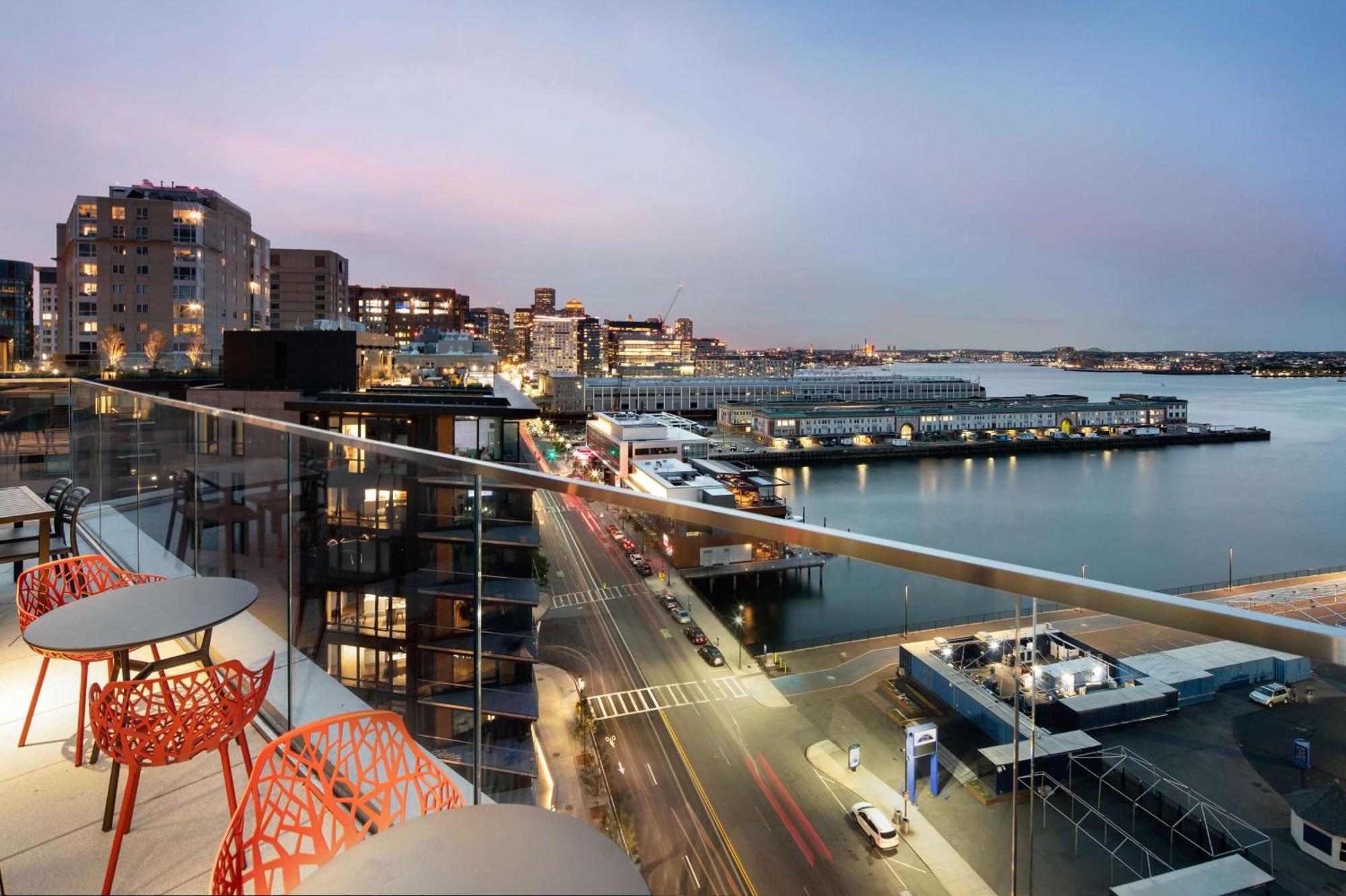 Hyatt Place Boston/Seaport District Екстер'єр фото